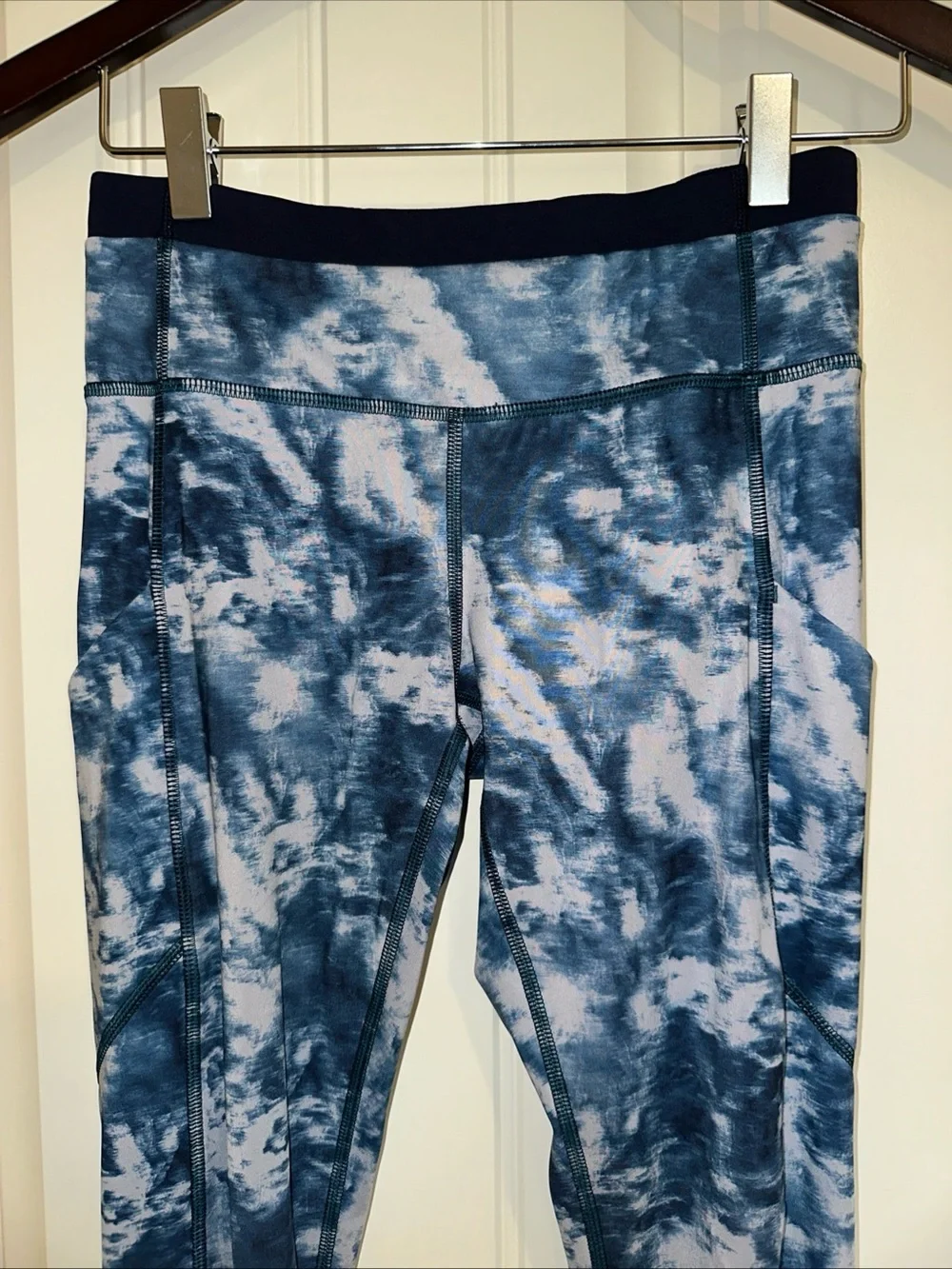Lululemon Speed Tight III Luxtreme Size 4 Leggings